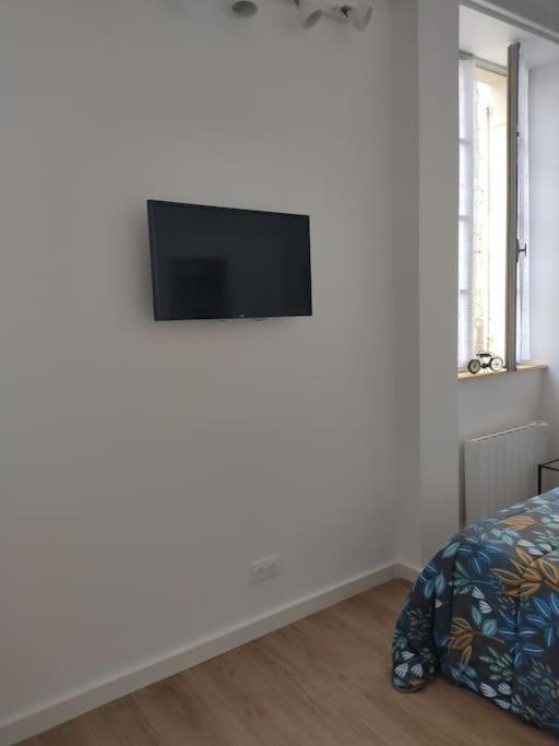 Appartement Avec Parking Prive Saumur Extérieur photo